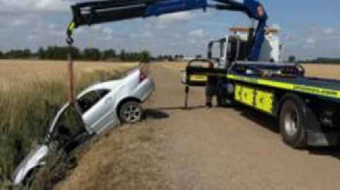 Search for driver of Mercedes that crashed in ditch