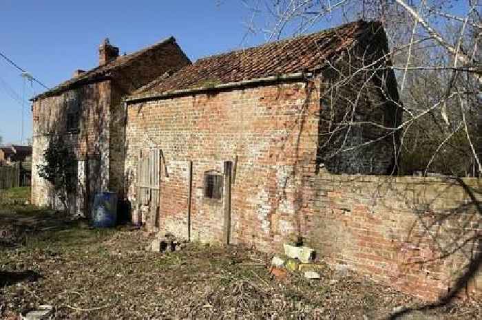 Historic former smallholder’s cottage and land in North Lincolnshire to go under the hammer
