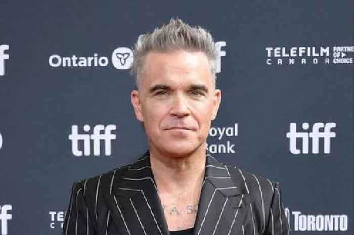 Robbie Williams says his mother no longer recognises him due to her dementia