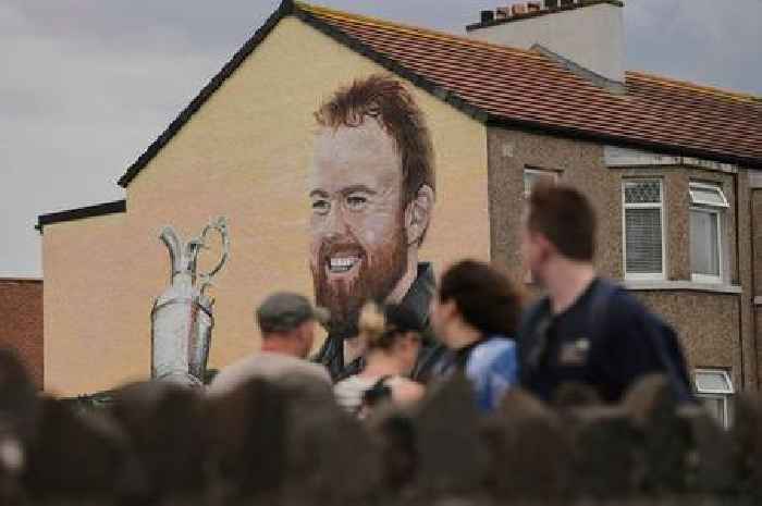 Shane Lowry reacts to his giant Portrush mural as he makes feelings clear on his Open chances