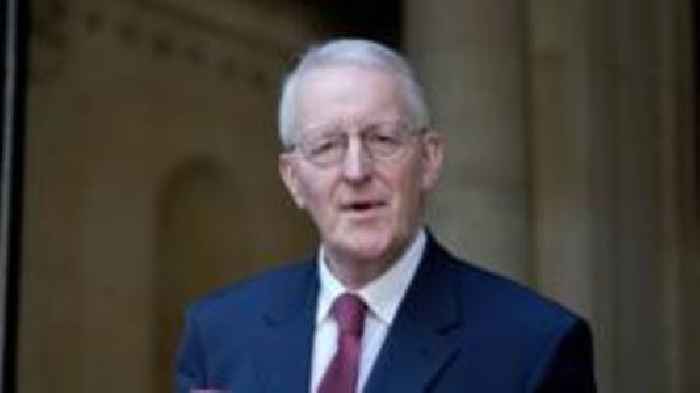 Benn accuses Tories of making false promises to veterans