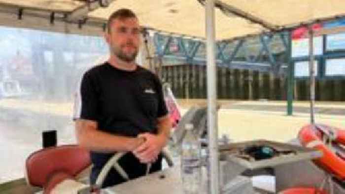 Ferry to reopen 'during school holidays'