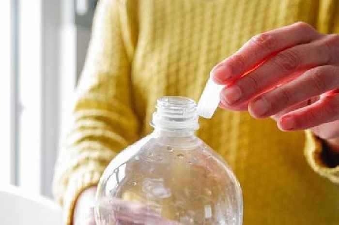 Tesco, Asda and Morrisons to pay shoppers to return bottles in new scheme