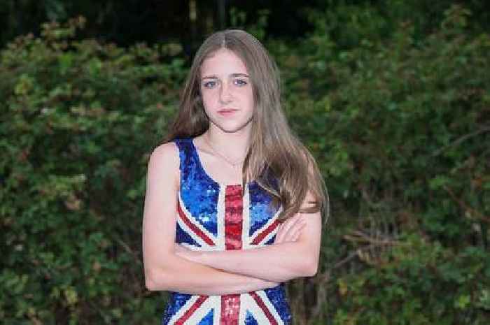 Keir Starmer responds after schoolgirl put in school isolation over Union Flag dress