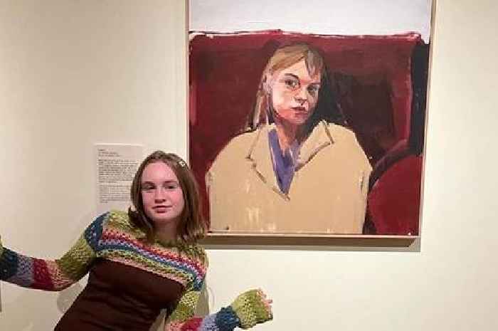 Hull man's portrait of daughter showcased at National Portrait Gallery in London