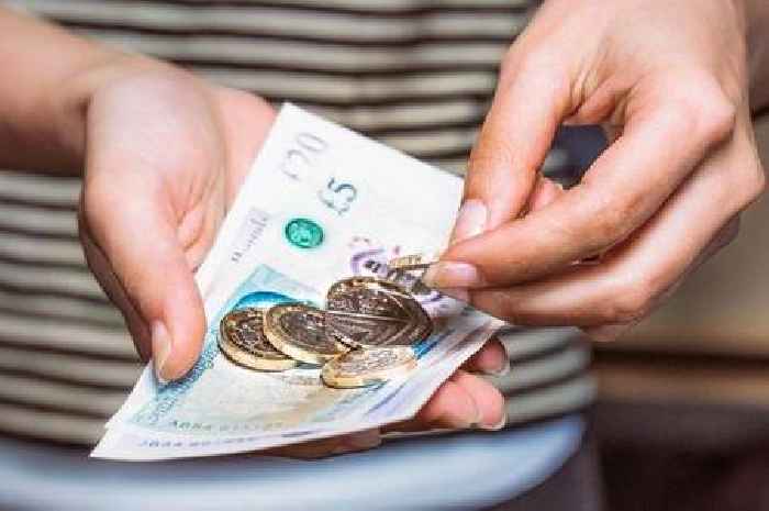 Universal Credit update as DWP makes review after detecting 'incorrect payments'