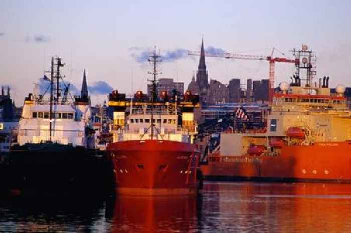 Tall ship banned from entering Aberdeen harbour due to Russian captain