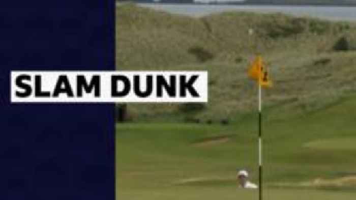 'Oh my word!' - Fitzpatrick slam dunks for a birdie