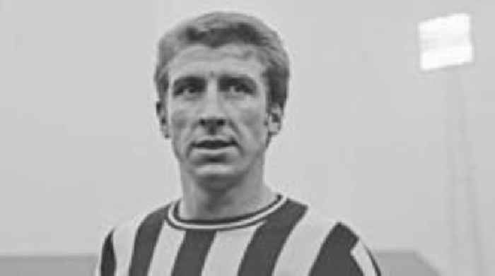 Ex-Wales and Bolton forward Davies dies aged 83