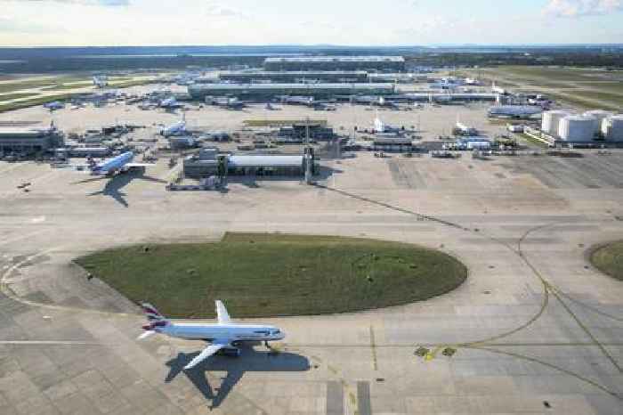 Drop off charges at UK airports hit £1 per minute