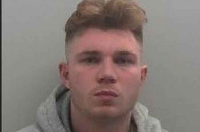 'Call 999' if you see man wanted by police in Kent