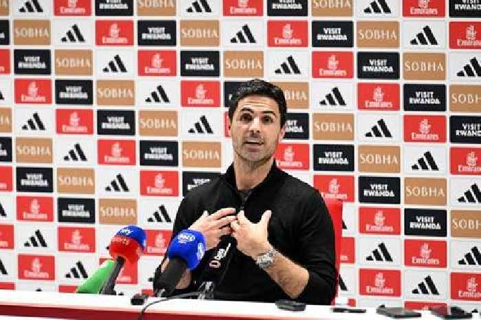 Arsenal hijack Liverpool striker transfer amid Viktor Gyokeres wait