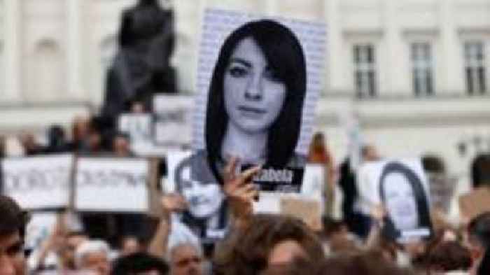 Doctors found guilty over death of pregnant woman in Poland