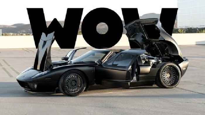 All-Black Ford GT Looks Like a Fighter Jet for the Road