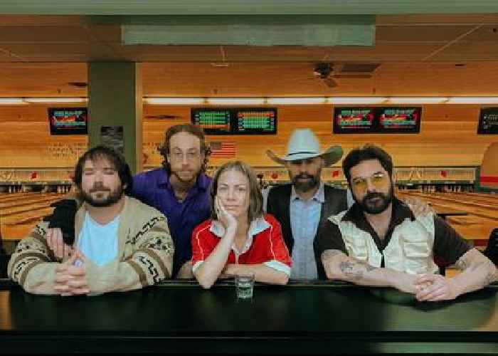 Yawn Mower – “New Years At The Airport”
