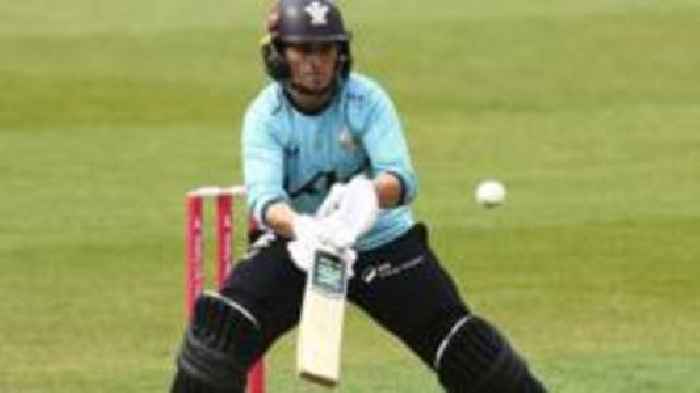Surrey march on to Finals Day with win over Bears