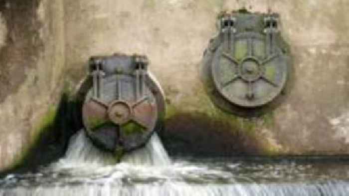 Serious water pollution incidents up 60% in England, Environment Agency says