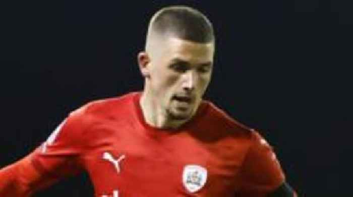 Barnsley's Watters joins Dundee United on loan