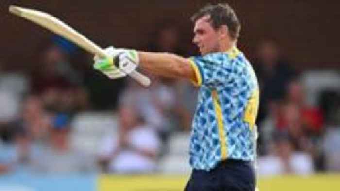 Yorkshire beat Foxes in final T20 group game