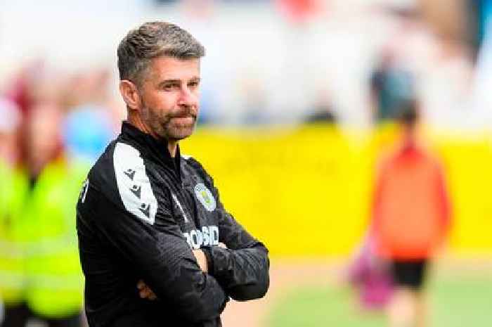 St Mirren close to securing Jalmaro Calvin, says boss Stephen Robinson