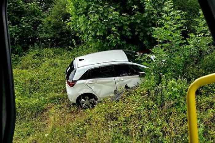 Family escapes dramatic Devon car crash