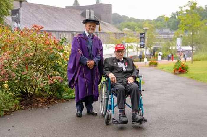 Toby Jones and Nello reunited 10 years after BBC Marvellous