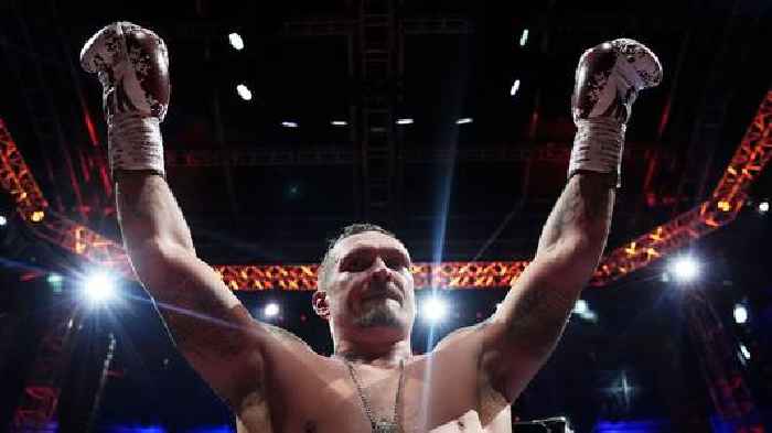 Usyk beats Dubois to become undisputed heavyweight champion for second time
