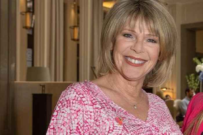 Ruth Langsford's 'shock message' to Eamonn Holmes amid fight over £3.6m home