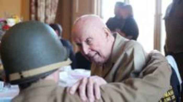 WW2 veteran and TikTok star 'Papa' Jake Larson dies aged 102