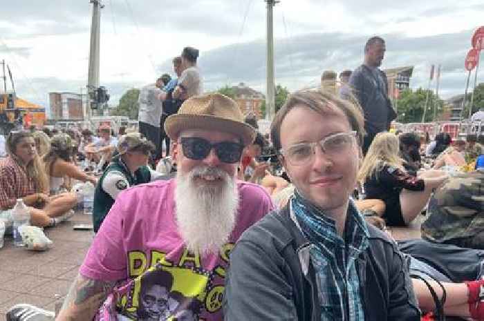 Clueless dad of Kendrick fan met 'giggling' SZA and asked her if she was going to the Cardiff gig
