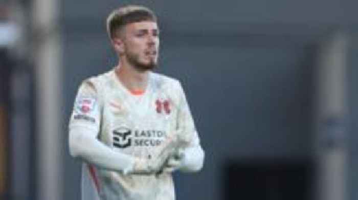 Luton sign Tottenham goalkeeper Keeley