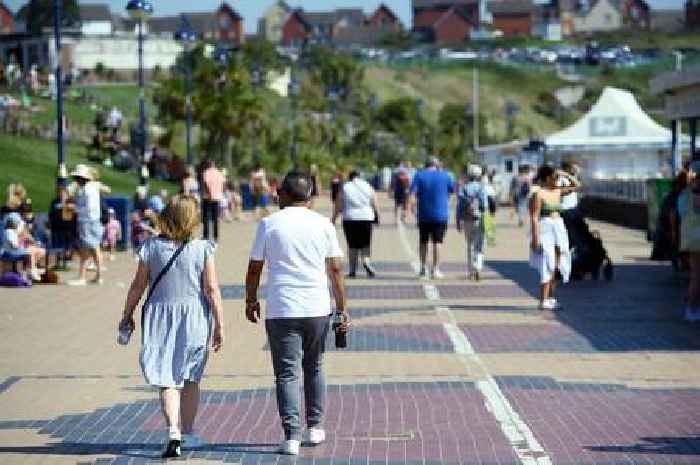 Wales' weather maps for first seven days of school summer holidays