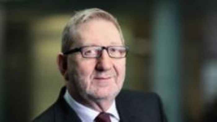 Ex-union boss McCluskey took private jet flights arranged by building firm, report finds