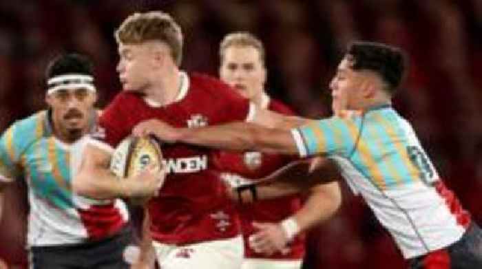Nervy Lions hang on after rough night in Melbourne