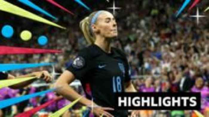 Kelly's extra-time goal gives England victory over Italy