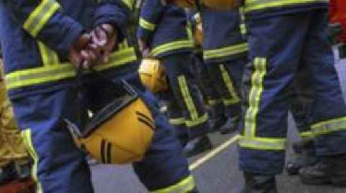 Firefighters helping ambulance teams to be replaced