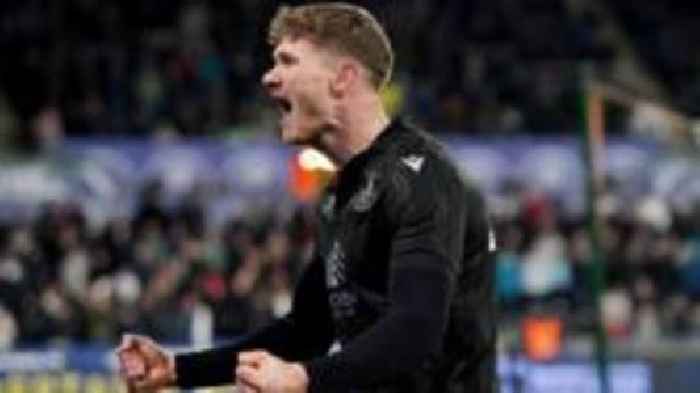 Preston sign former Sheff Wed striker Smith