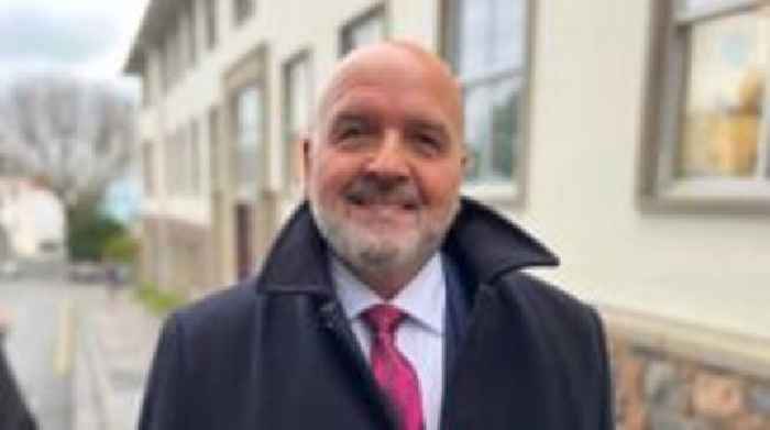 Senior politician arrested by Guernsey Police