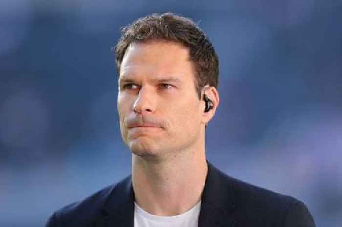 Leicester City and Asmir Begovic transfer update as Leeds United star linked
