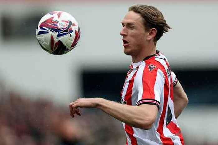 Stoke City set to confirm transfer as Leeds United push domino