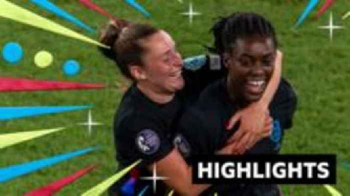 Kelly's extra-time penalty secures England victory over Italy