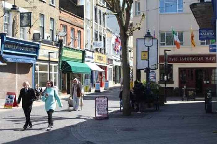 Man dies after 'one punch' in unprovoked attack outside Kent pub