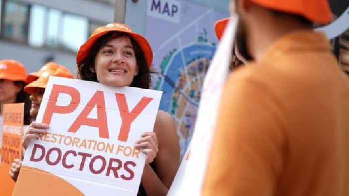 Public urged to continue seeking NHS care during doctors' strike