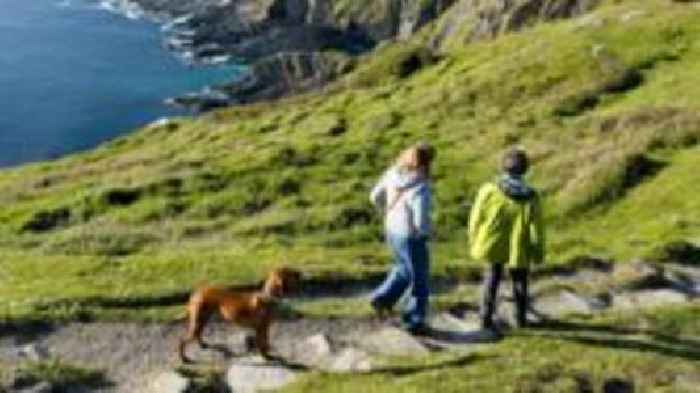 Just 7,000 steps a day cuts health risks,   study says