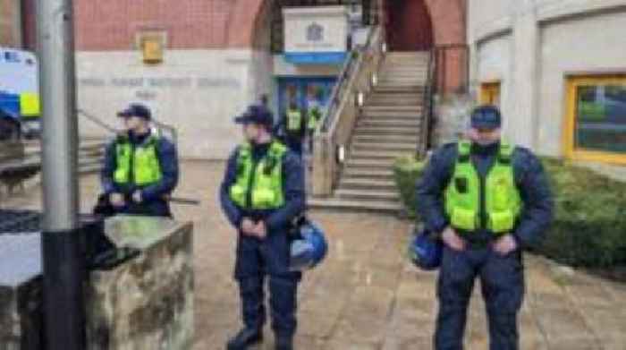 Council meets to urge government to close asylum hotel