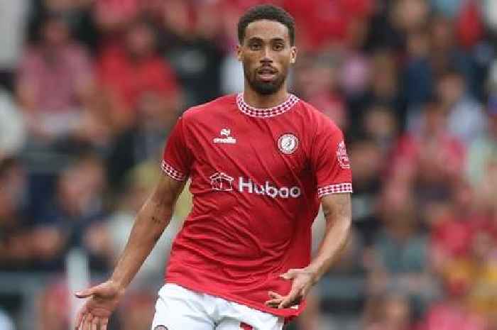 Bristol City to reject summer transfer offer from Championship rival for ever-present Zak Vyner