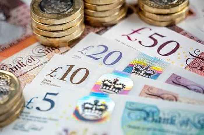 DWP handing people claiming seven benefits in August free £150 payment