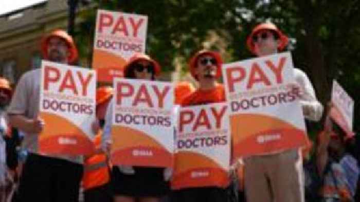 Doctor strike will harm patients, NHS boss warns