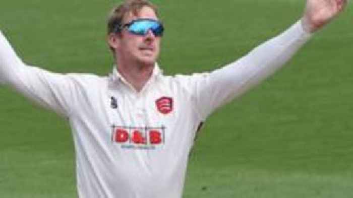 Essex wrap up innings victory at Sussex