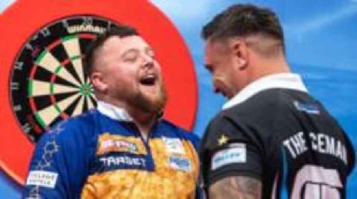 Rock edges Price to reach semi-final